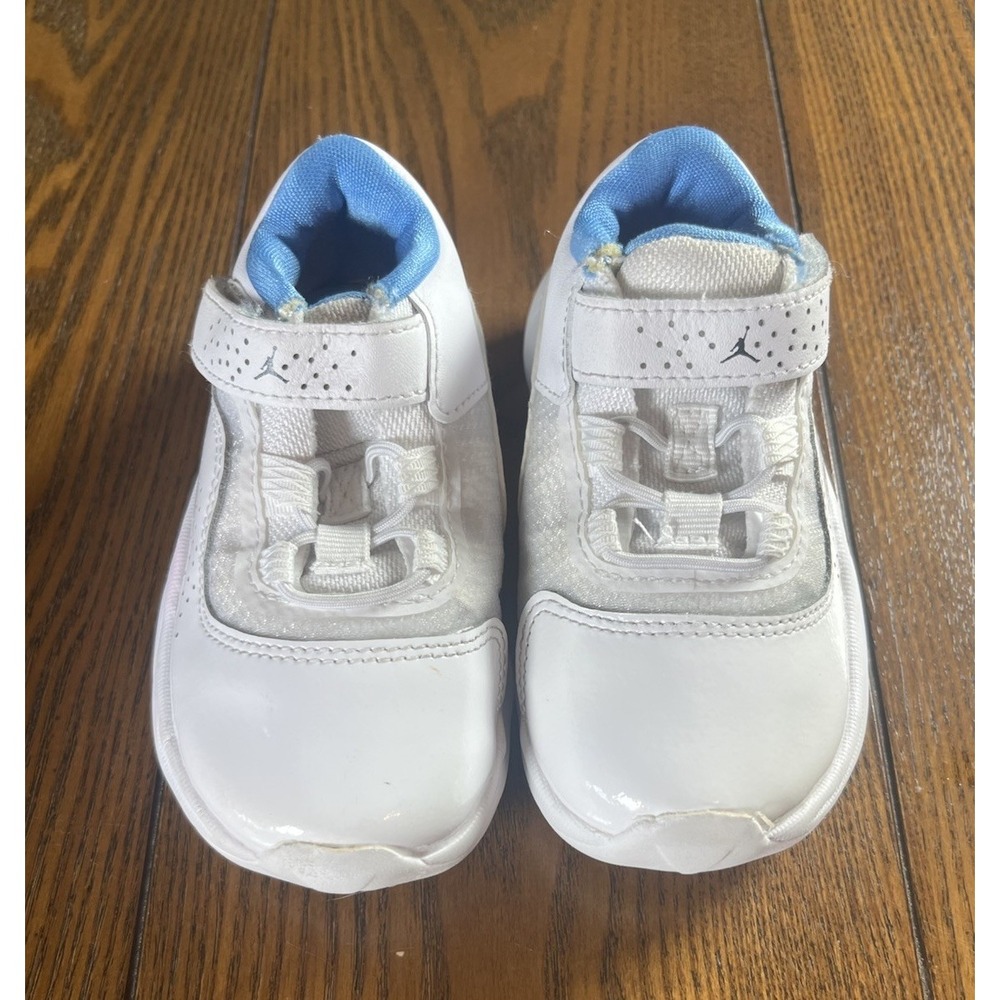 Nike Infant & Toddlers' Air Jordan 11 CMFT Low Shoes White CZ0906-100 Size 7C
